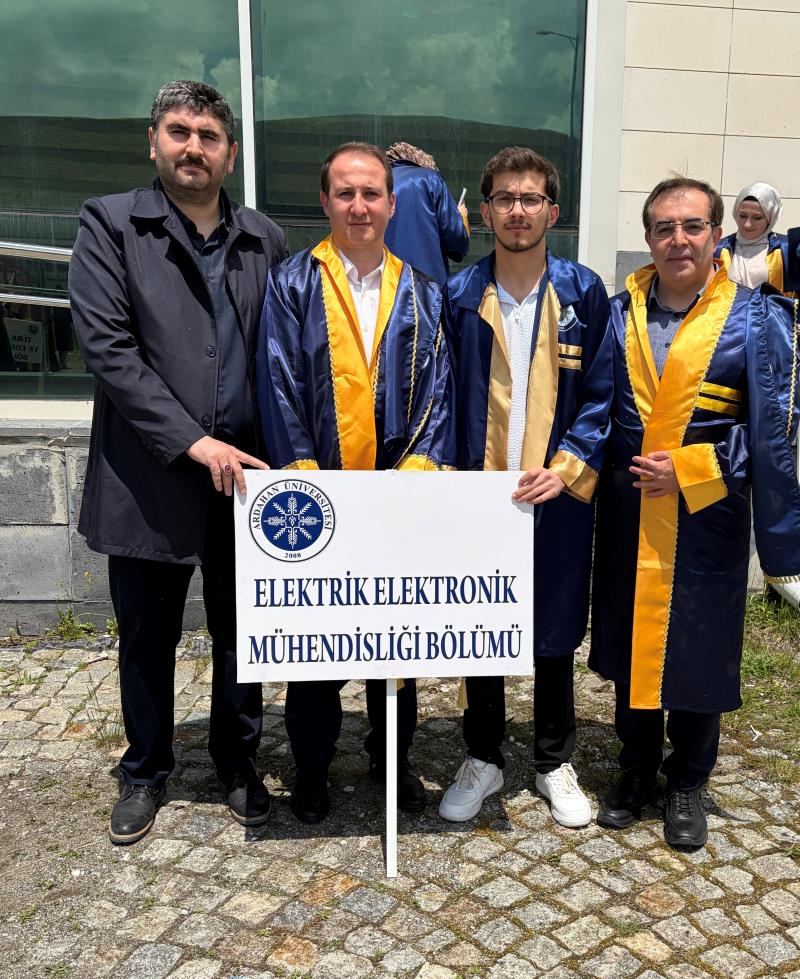 ARÜ Elektrik-Elektronik Mühendisliği Bölümü 2025-2026 Akademik Yılı Mezuniyet Töreni Gerçekleştirildi
